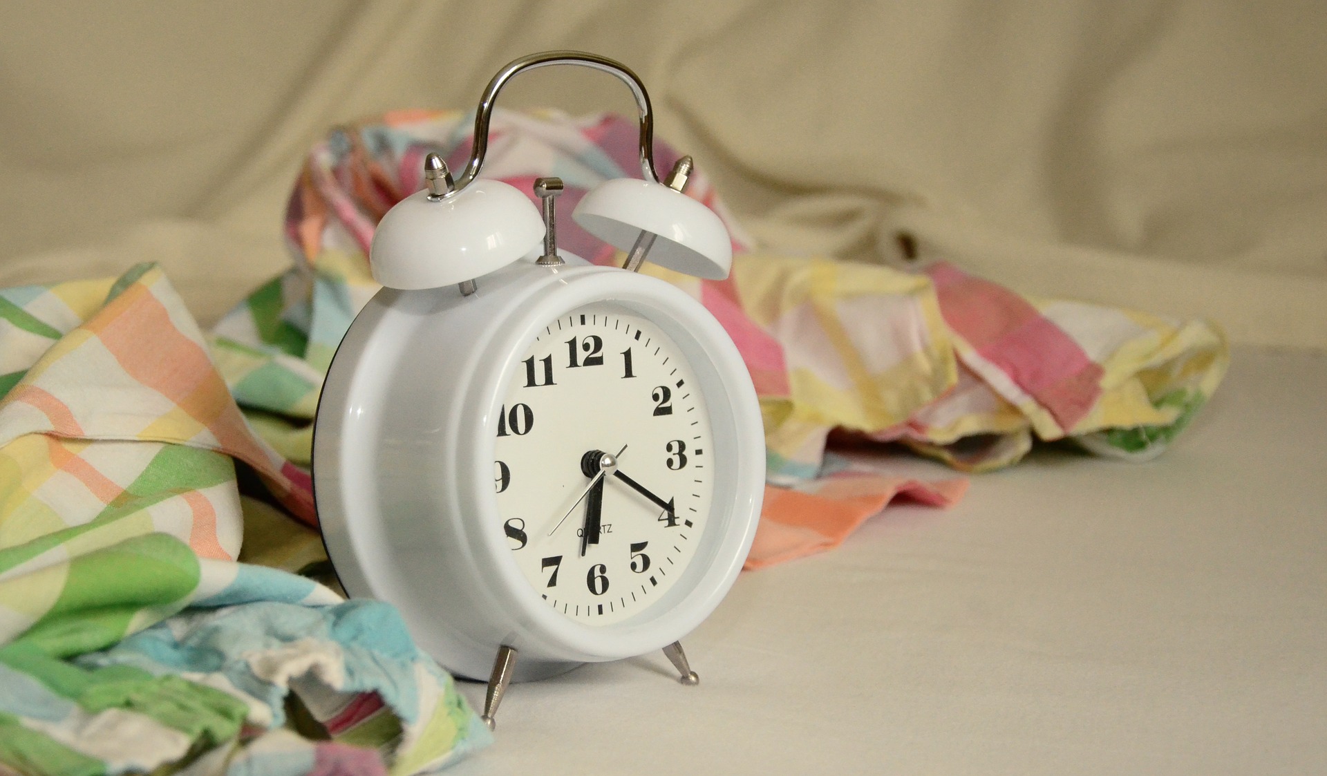 alarm-clock-1191561_1920